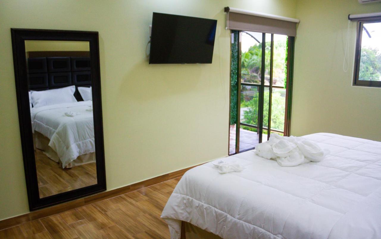 Apartamentos Michael Palenque Extérieur photo