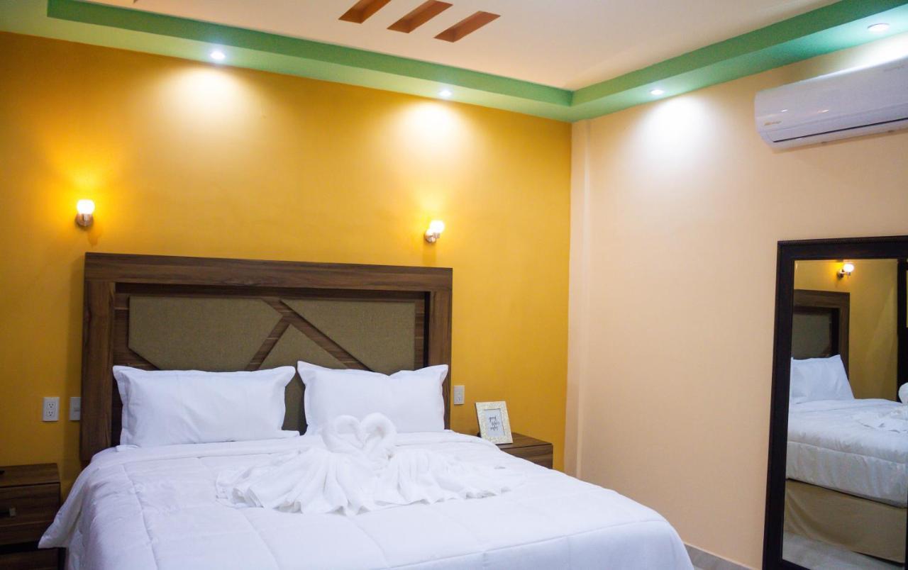 Apartamentos Michael Palenque Extérieur photo